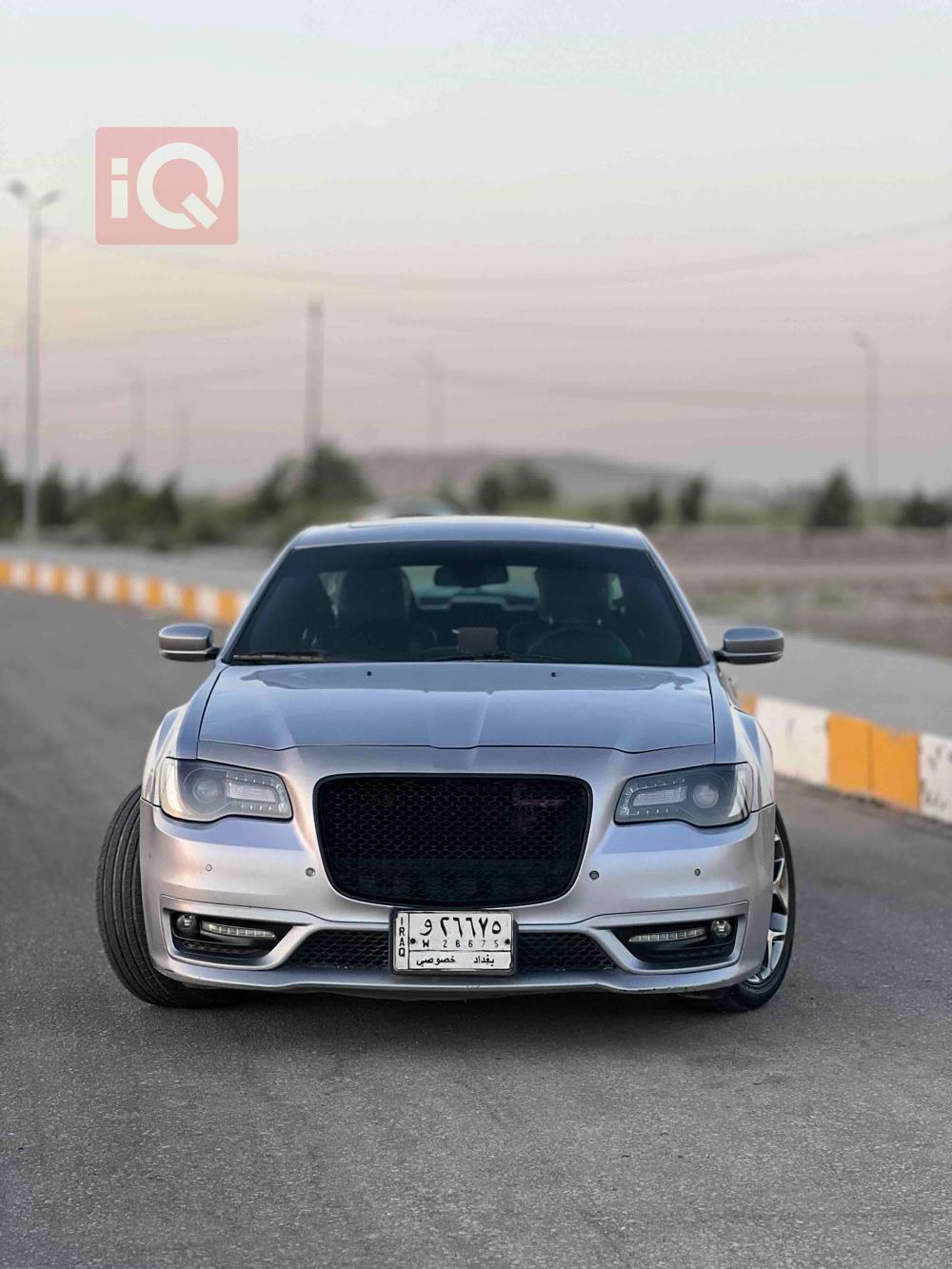 كرايسلر 300